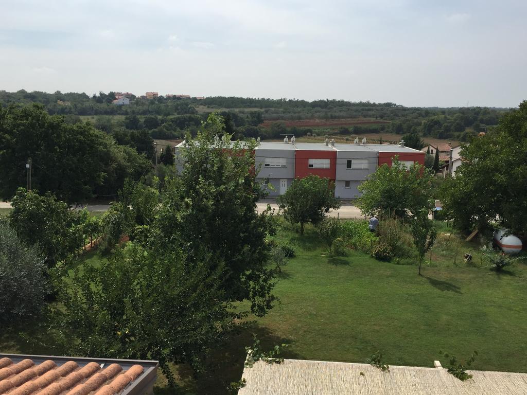 Vera 3*
